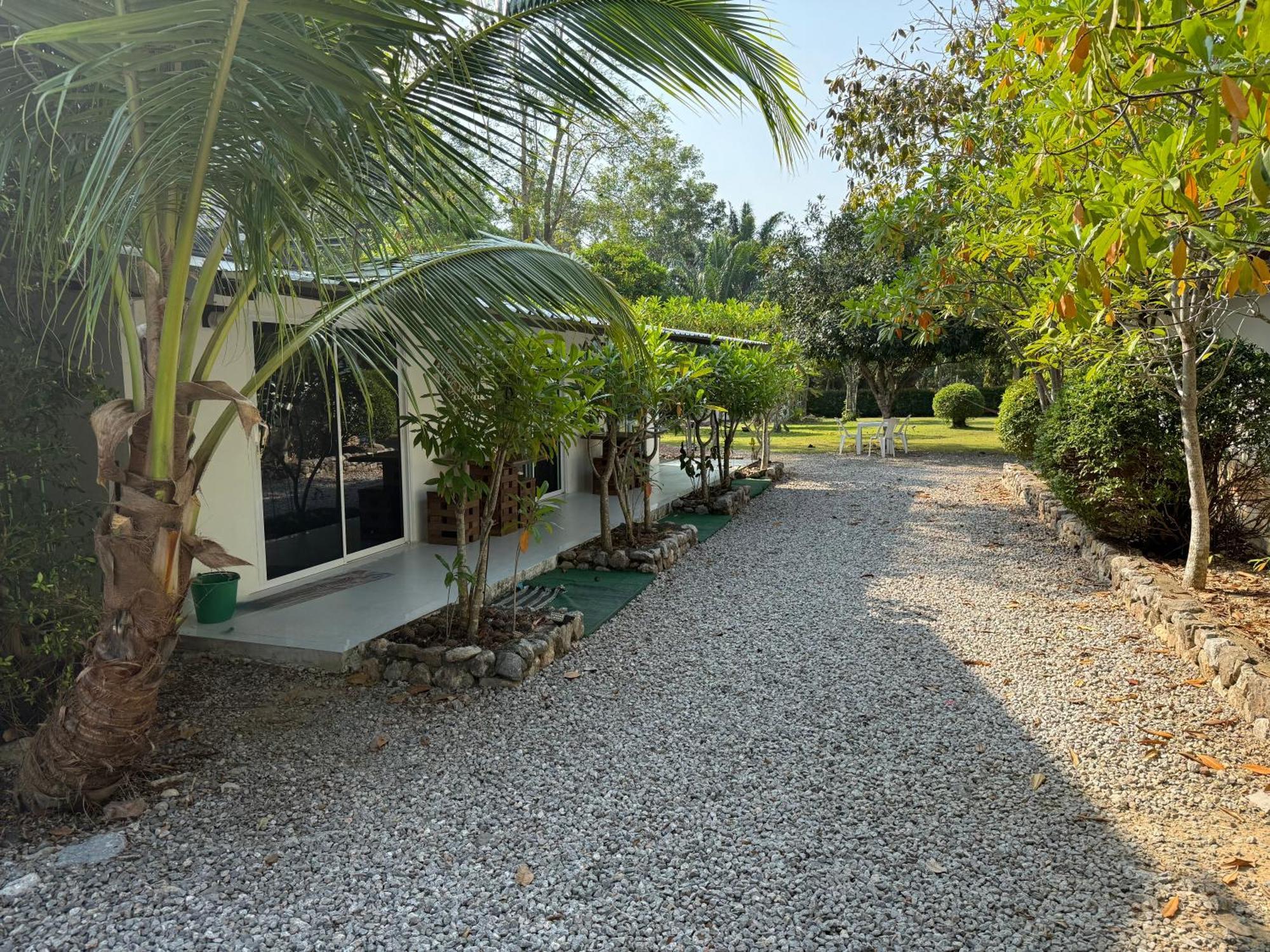 Mem Homestay Chumphon Bagian luar foto